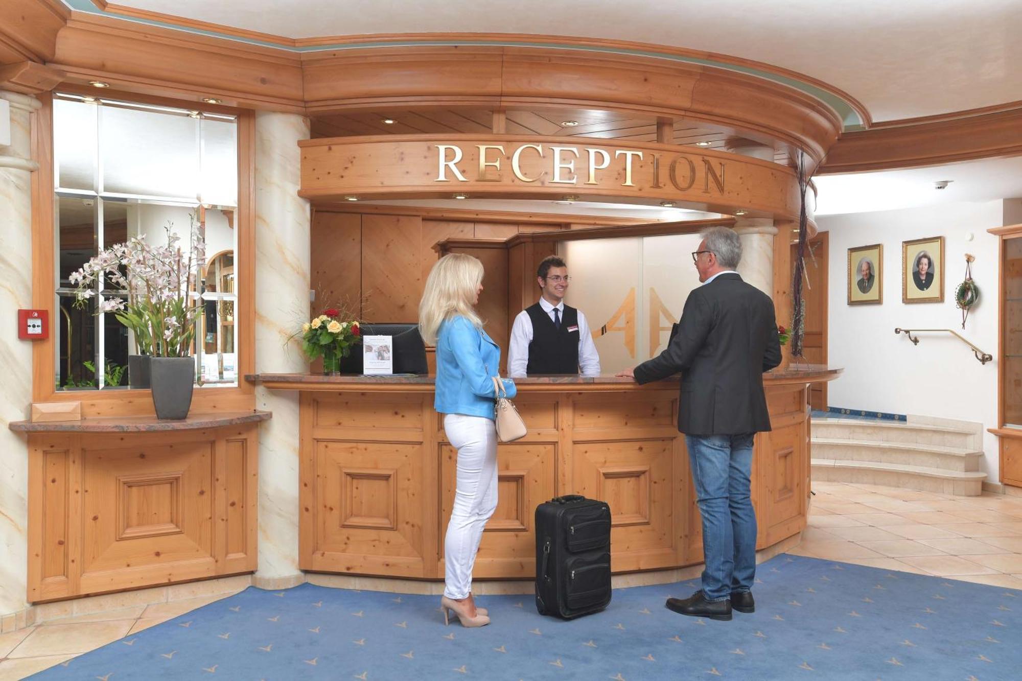 Best Western Plus Hotel Alpenhof Оберстдорф Экстерьер фото